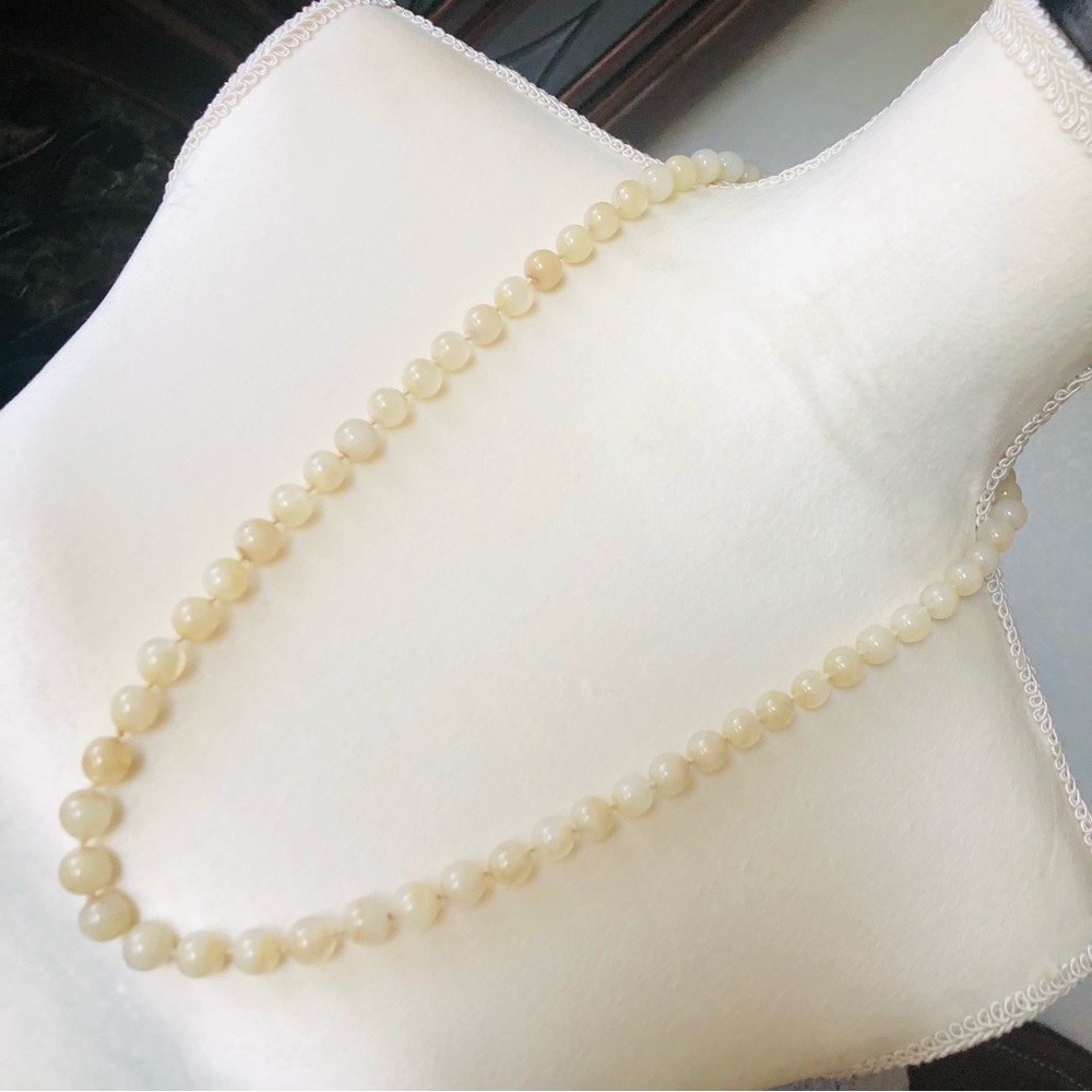 Vintage genuine moonstone sterling silver box clasp necklace